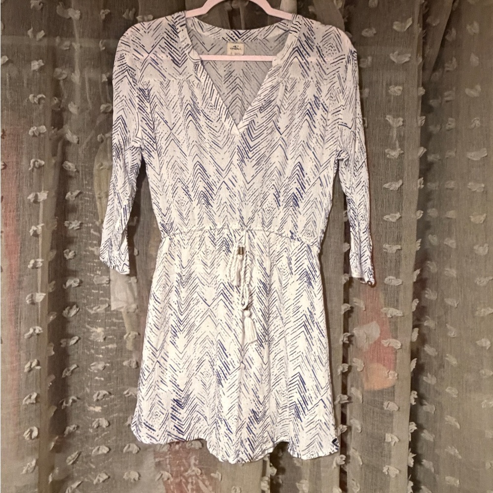O'Neill Blue and White Chevron Long Sleeve Dress